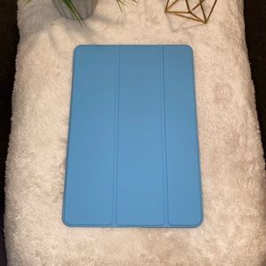 iPad Air 3/Pro 10.5” Sky Blue Case